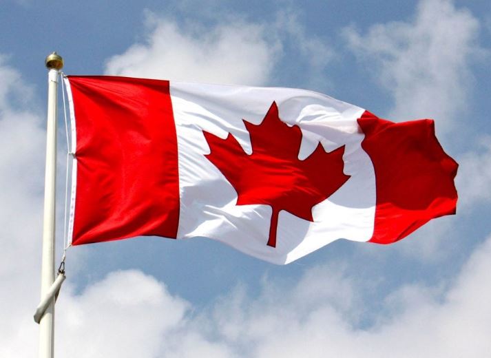 Quốc kỳ Canada hiện nay